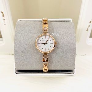 Michael Kors Jaryn Mercer Padlock 